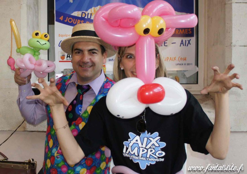 grenouille et panthère rose en ballons sculptés de fabrizio le magicien fantaisiste à Marseille