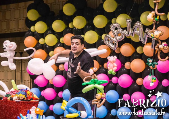 Fabrizio balloon twister in Las Vegas at The Bling Bling Jam 2017