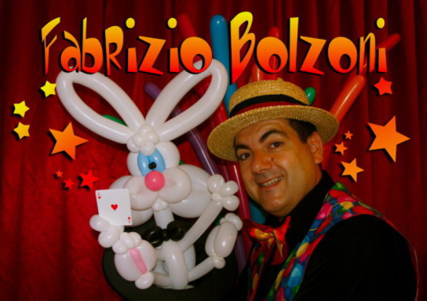 Fabrizio le magicien fantaisiste à Martigues et toute la Provence.